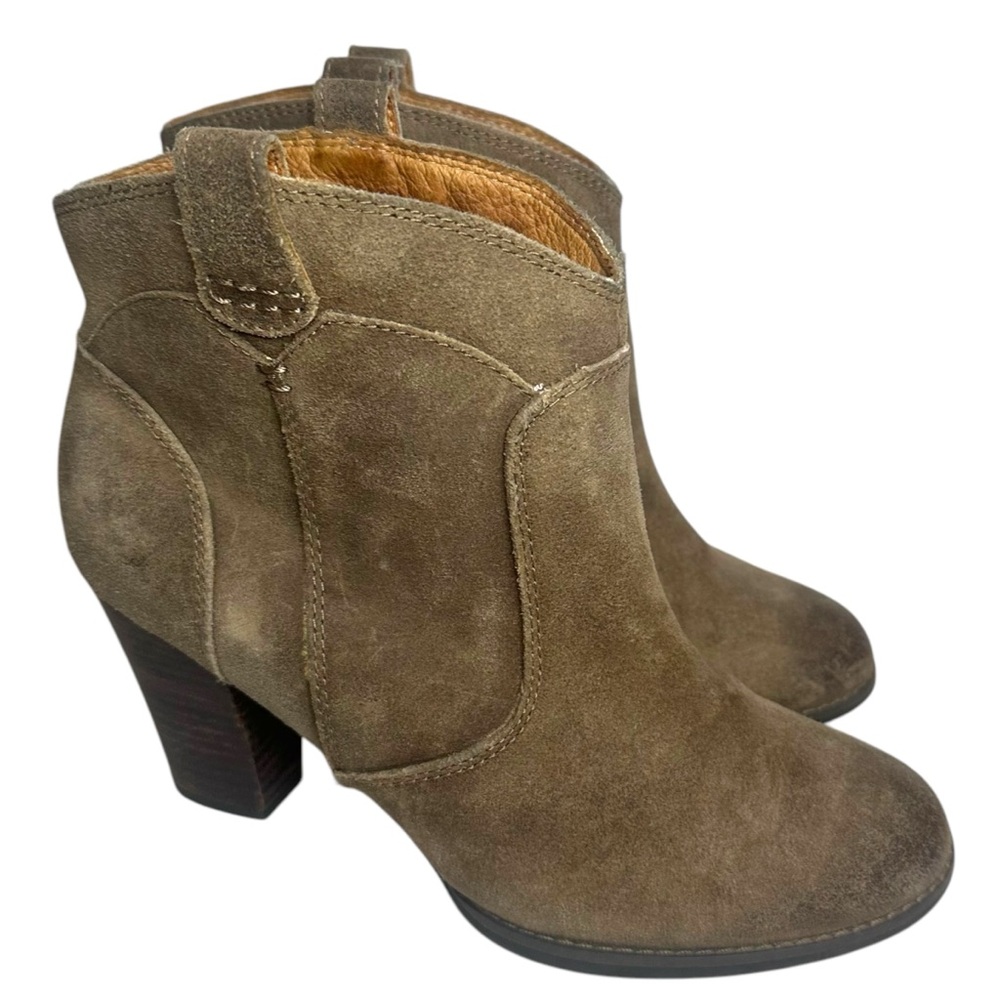 Clark’s Indigo Slip On Leather Rustic Ankle Boots Size 8